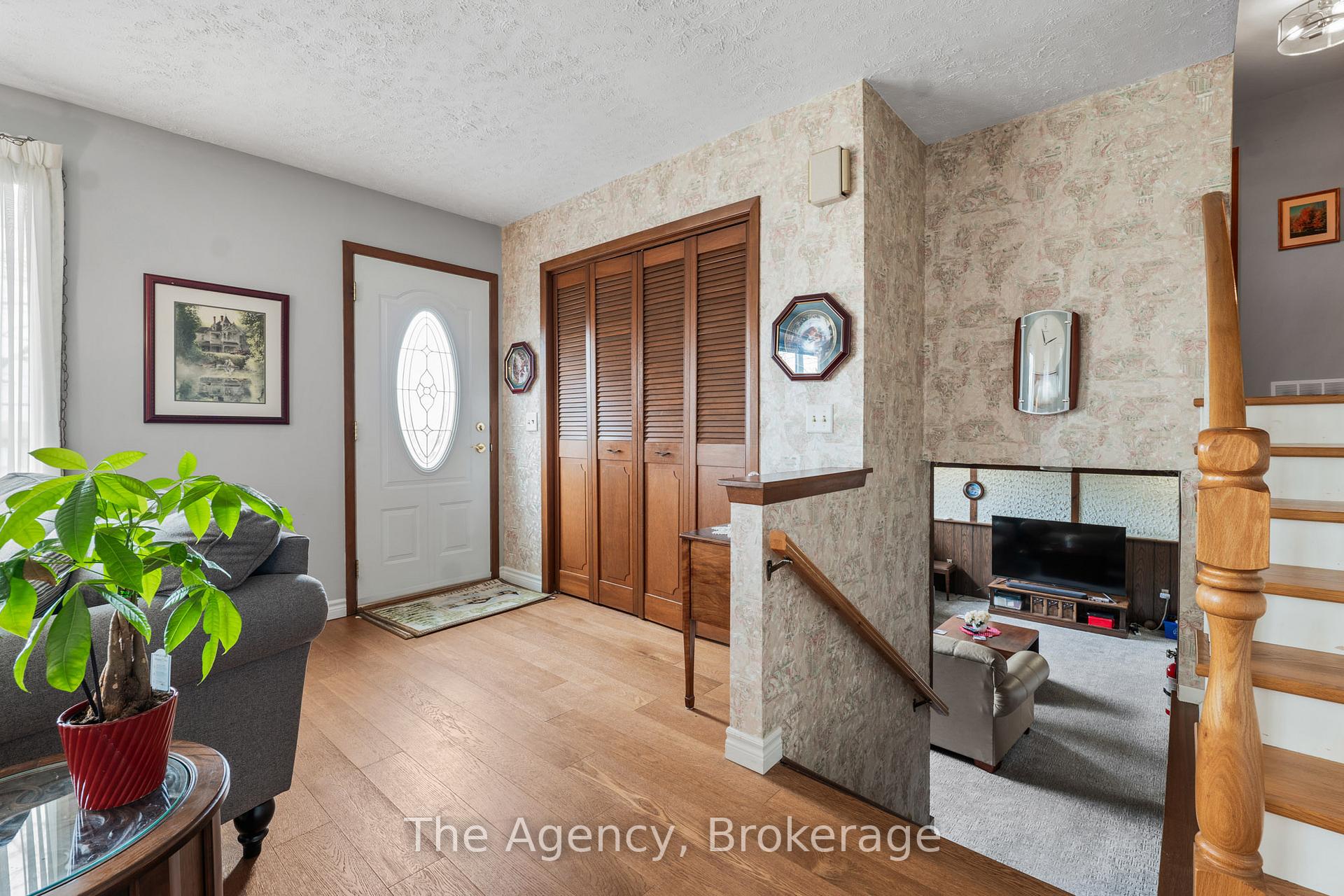 Photo 3 of 11609 Burnaby Road, Wainfleet, Lakeshore — HOMEH