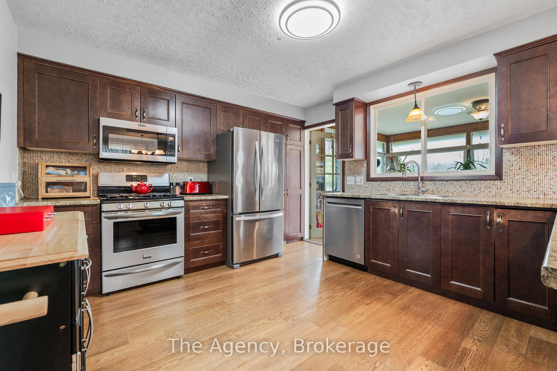 Photo 10 of 11609 Burnaby Road, Wainfleet, Lakeshore — HOMEH