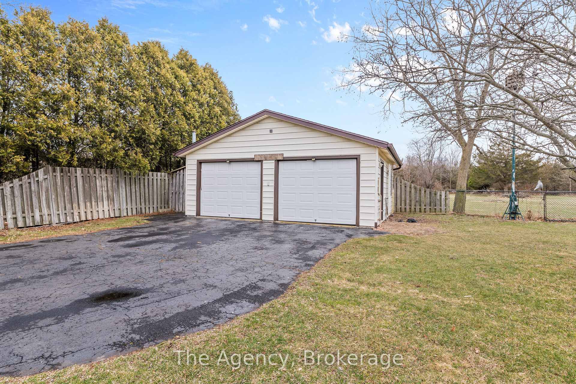 Photo 28 of 11609 Burnaby Road, Wainfleet, Lakeshore — HOMEH