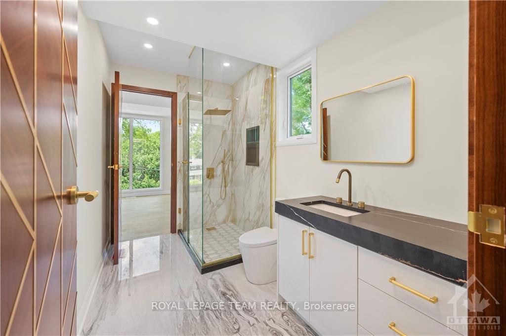Photo 7 of 49 Rothwell Drive, Ottawa, Rothwell Heights — HOMEH