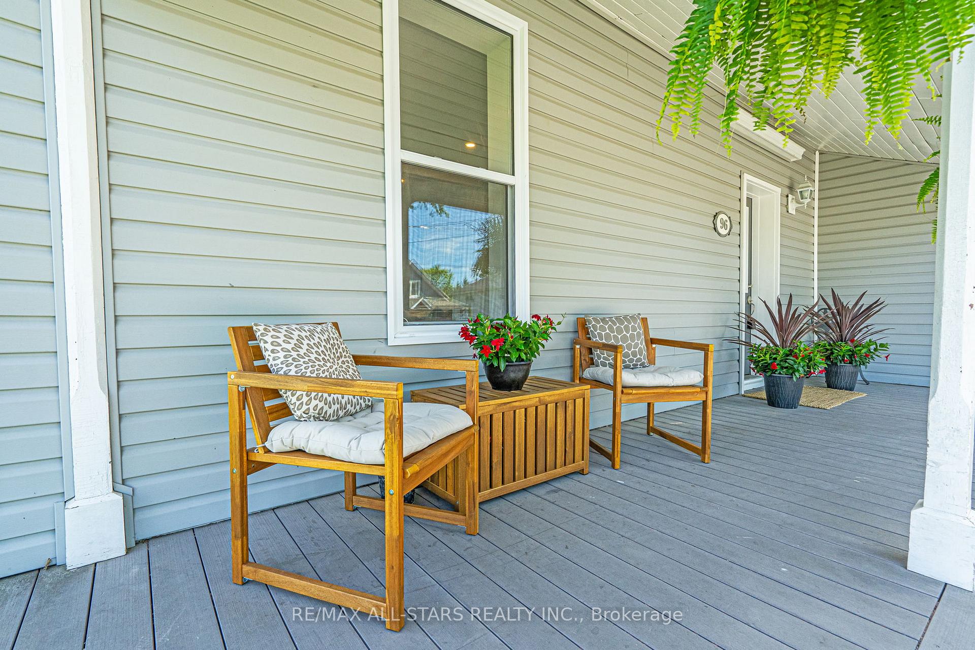 Photo 4 of 96 Mechanic Street, Uxbridge — HOMEH