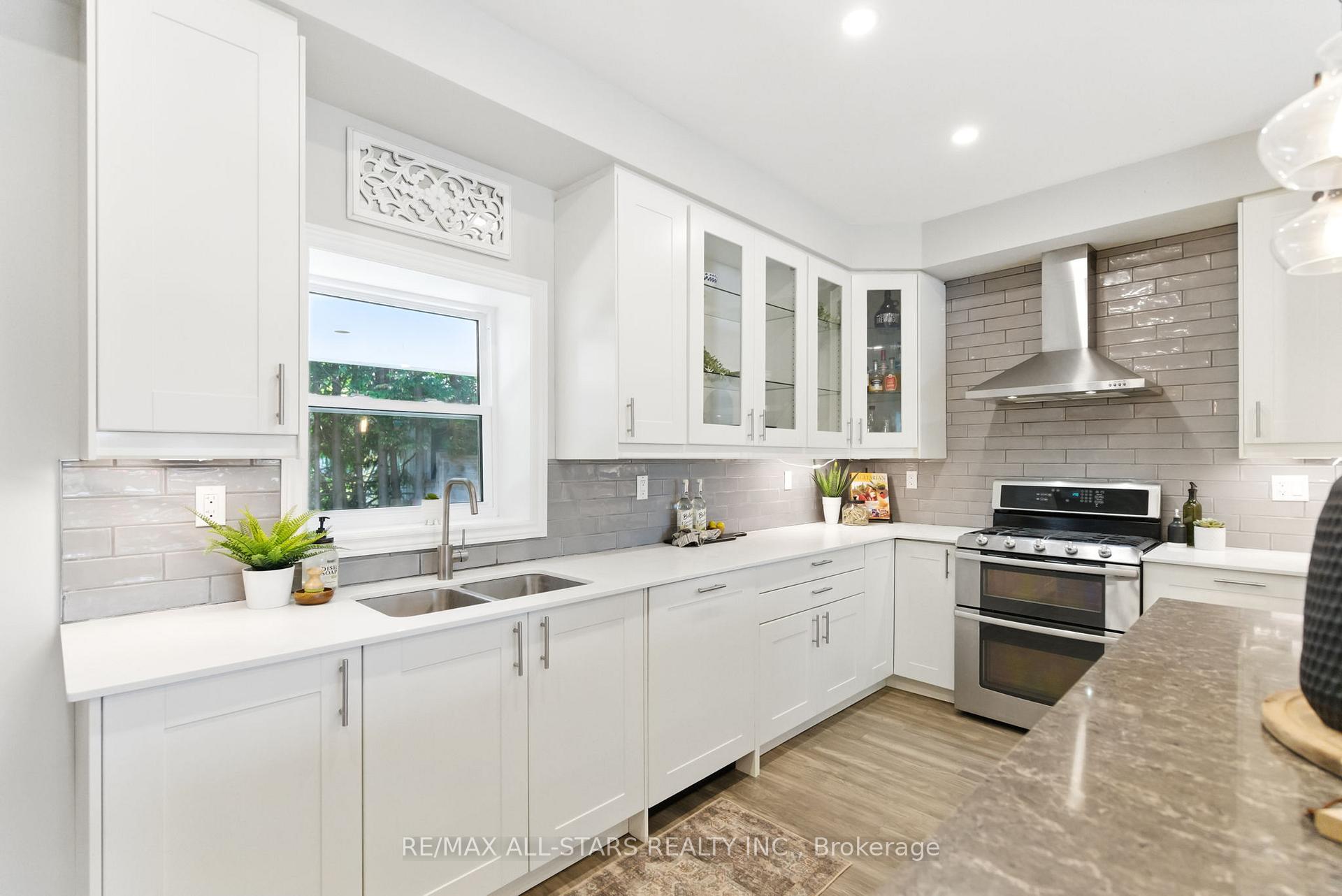 Photo 7 of 96 Mechanic Street, Uxbridge — HOMEH