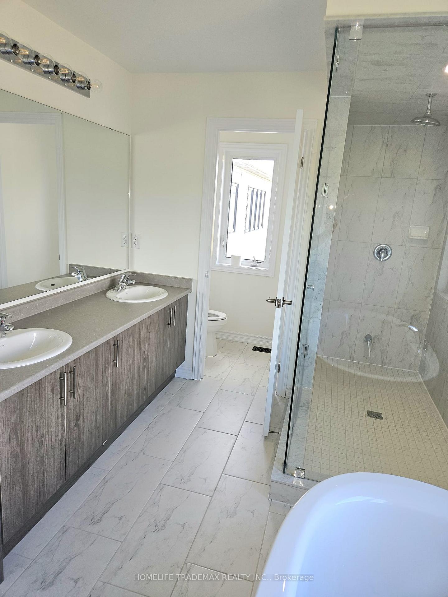 Photo 23 of 151 Rosanne Circle, Wasaga Beach — HOMEH