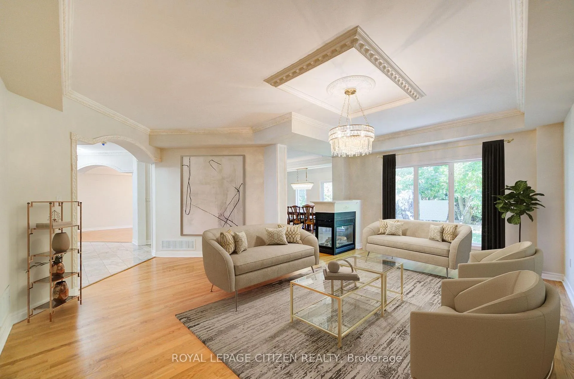 Photo 4 of 180 Kimber Crescent, Vaughan, East Woodbridge — HOMEH