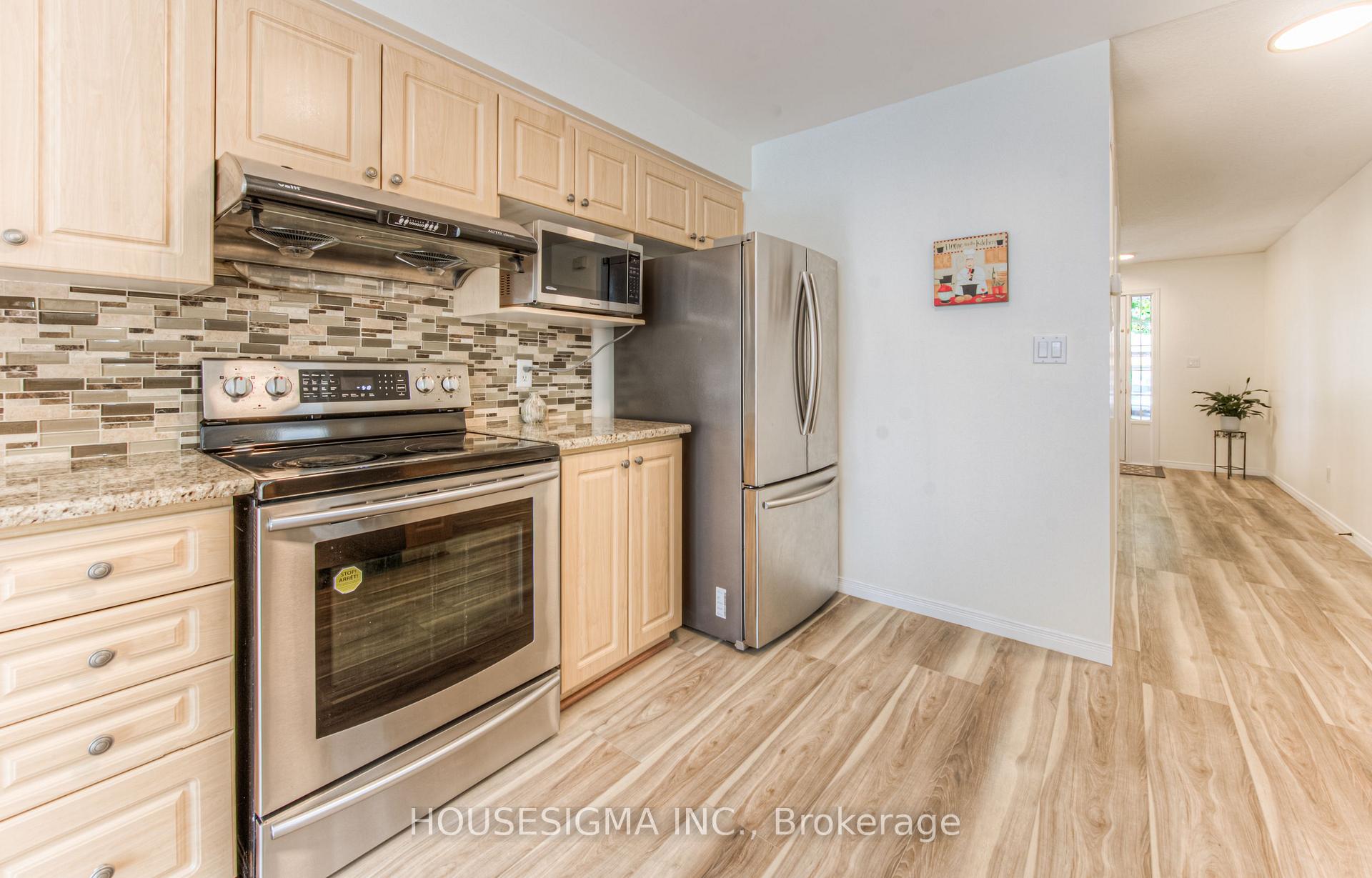 Photo 13 of 721 Black Cherry Street, Waterloo — HOMEH