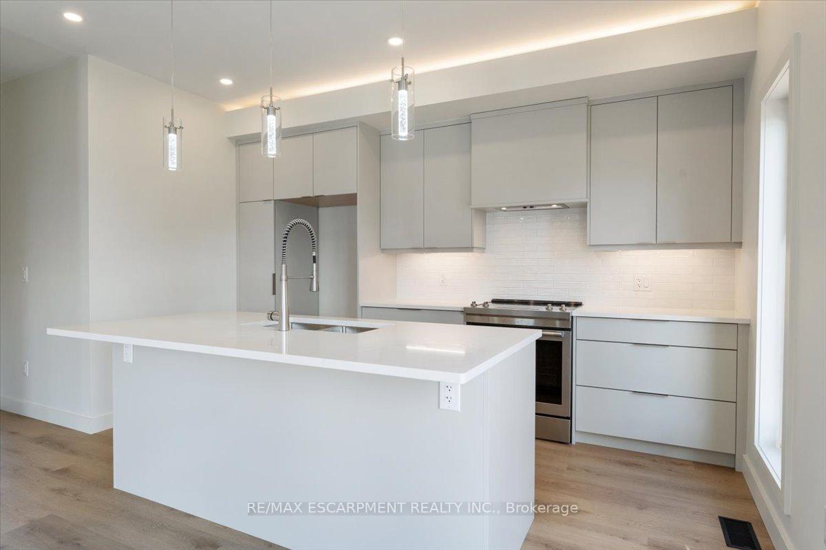 Photo 7 of 11435 Morgans Point Road, Wainfleet, Lakeshore — HOMEH