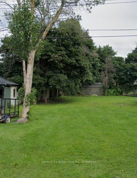 Photo 1 of 8 Bayview Avenue, Wasaga Beach — HOMEH