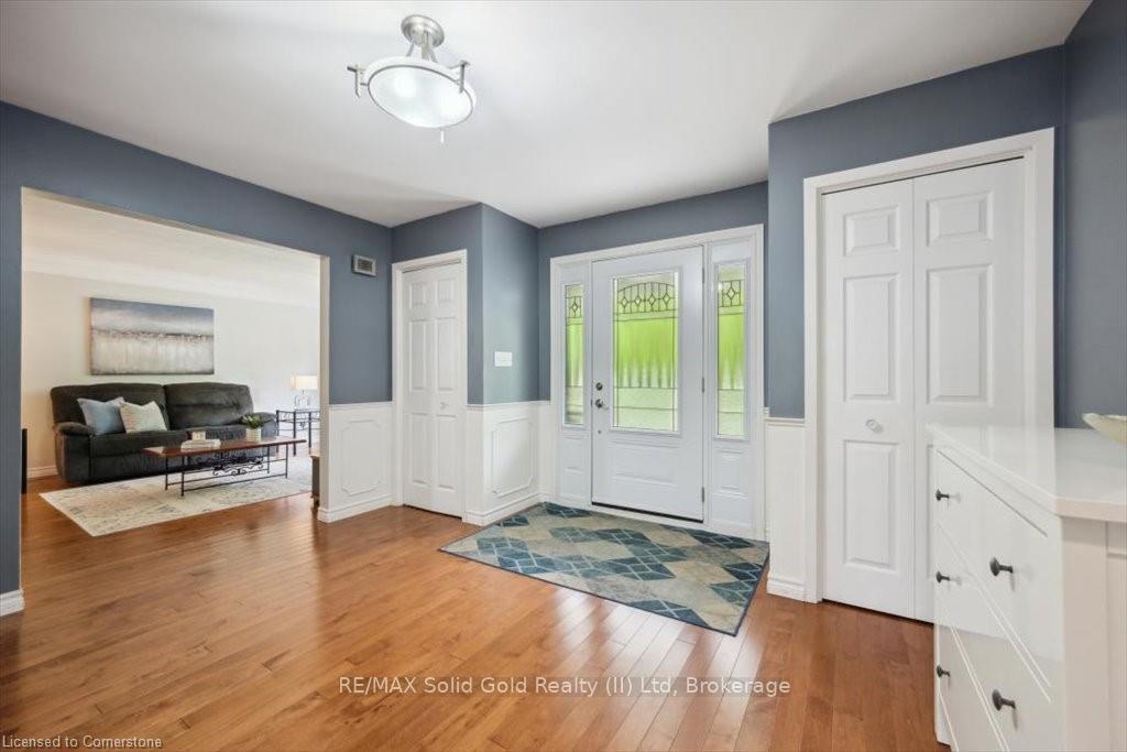 Photo 7 of 312 Craigleith Drive, Waterloo — HOMEH
