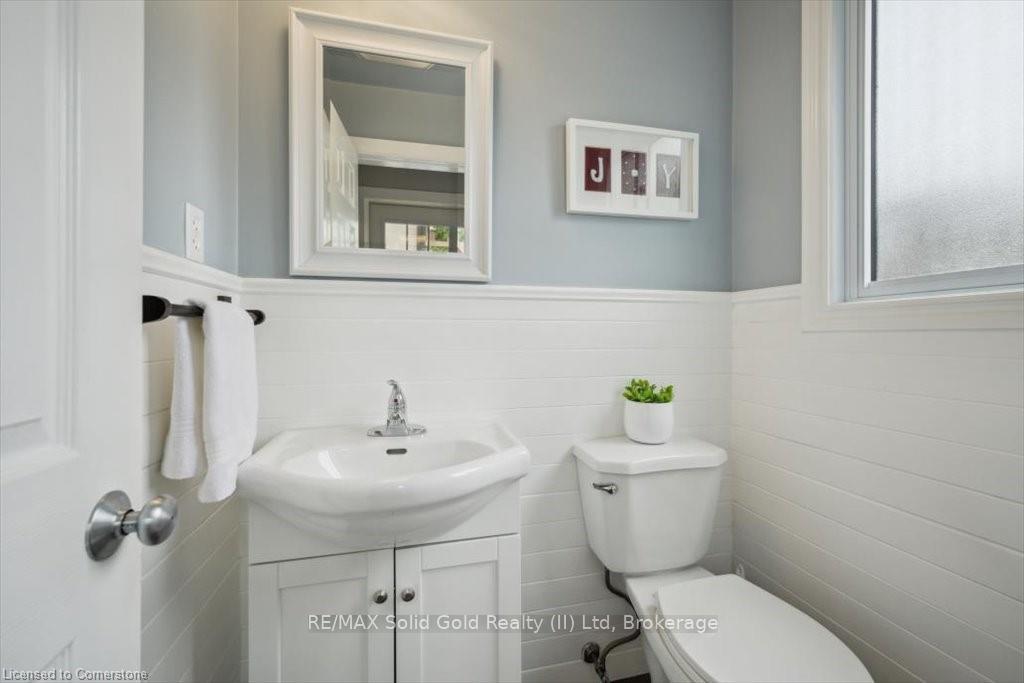 Photo 19 of 312 Craigleith Drive, Waterloo — HOMEH
