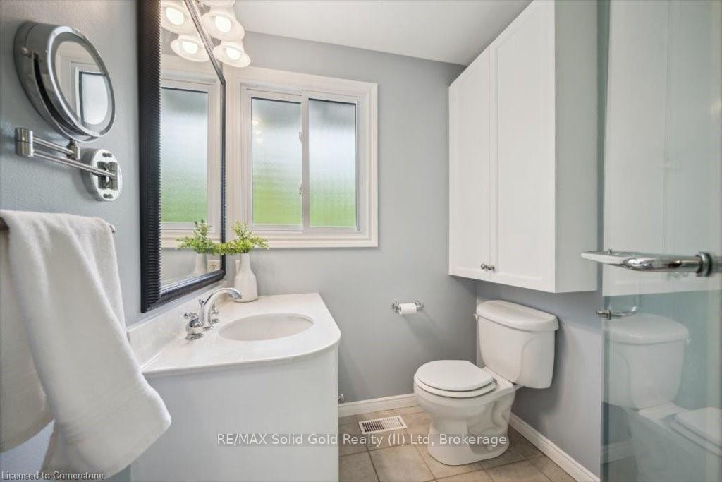 Photo 22 of 312 Craigleith Drive, Waterloo — HOMEH