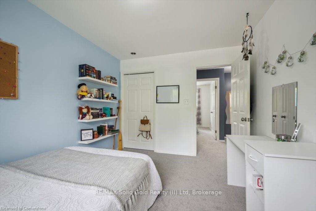 Photo 24 of 312 Craigleith Drive, Waterloo — HOMEH