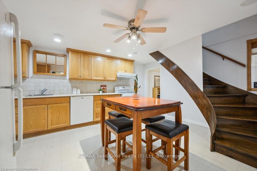 Photo 30 of 312 Craigleith Drive, Waterloo — HOMEH