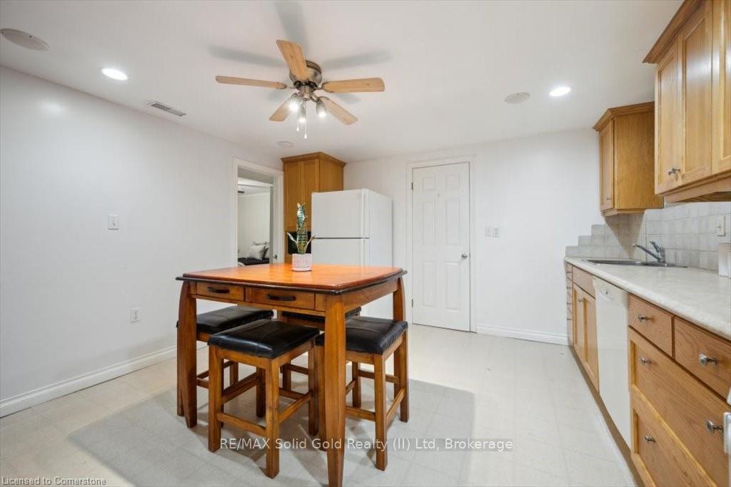 Photo 32 of 312 Craigleith Drive, Waterloo — HOMEH