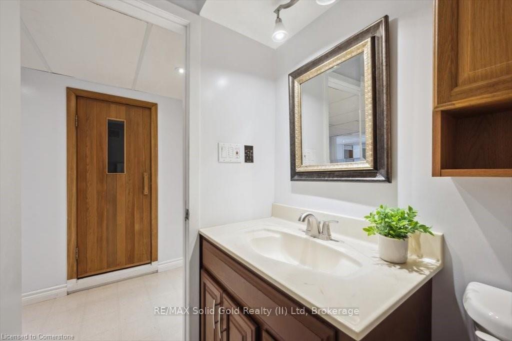 Photo 39 of 312 Craigleith Drive, Waterloo — HOMEH