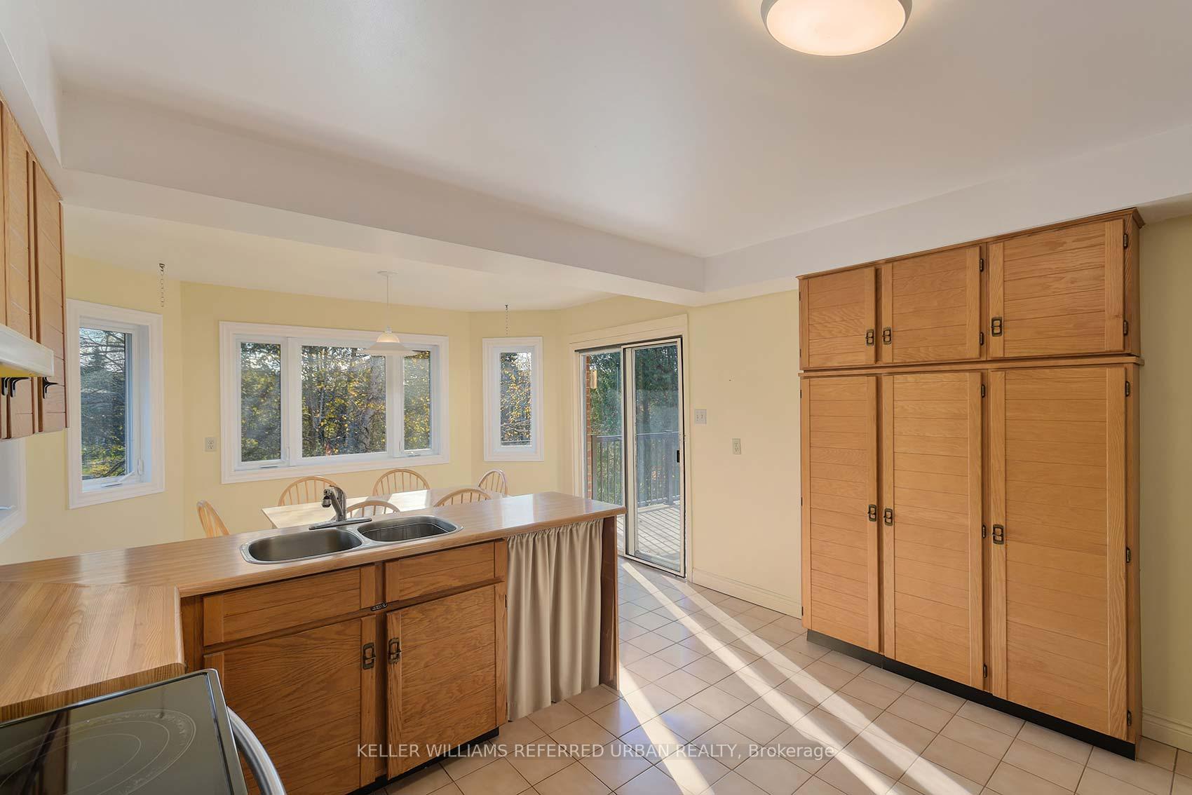 Photo 8 of 62 Devlin Place, Aurora, Aurora Highlands — HOMEH