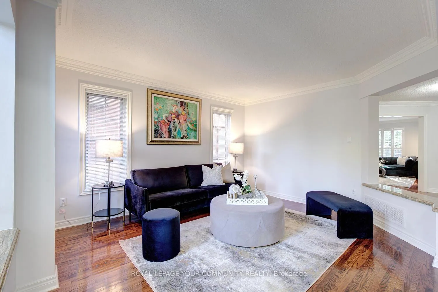 Photo 5 of 108 Kirkbride Crescent, Vaughan, Maple — HOMEH