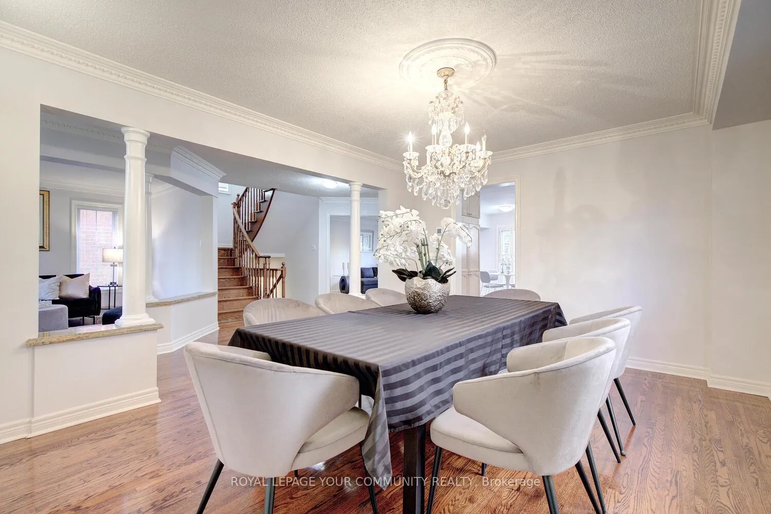 Photo 14 of 108 Kirkbride Crescent, Vaughan, Maple — HOMEH