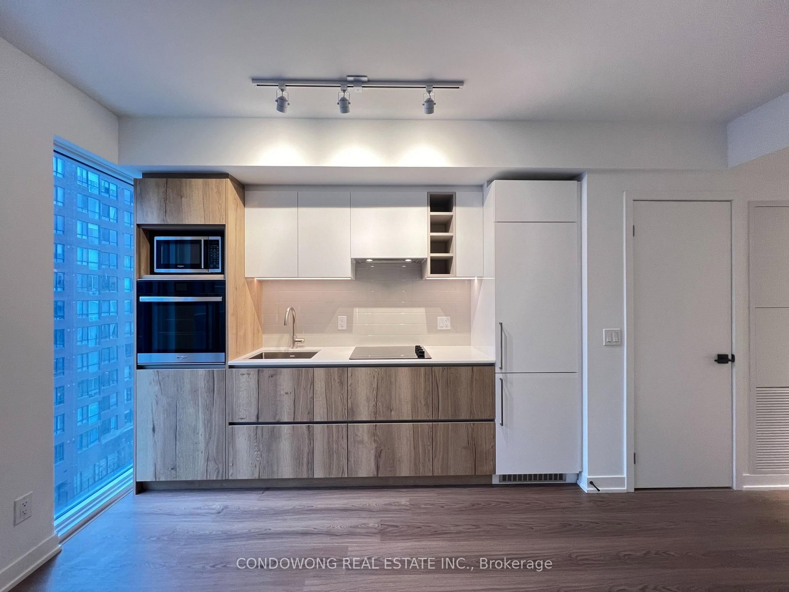 Photo 4 of Unit 603, 319 Jarvis St, Toronto, Moss Park — HOMEH