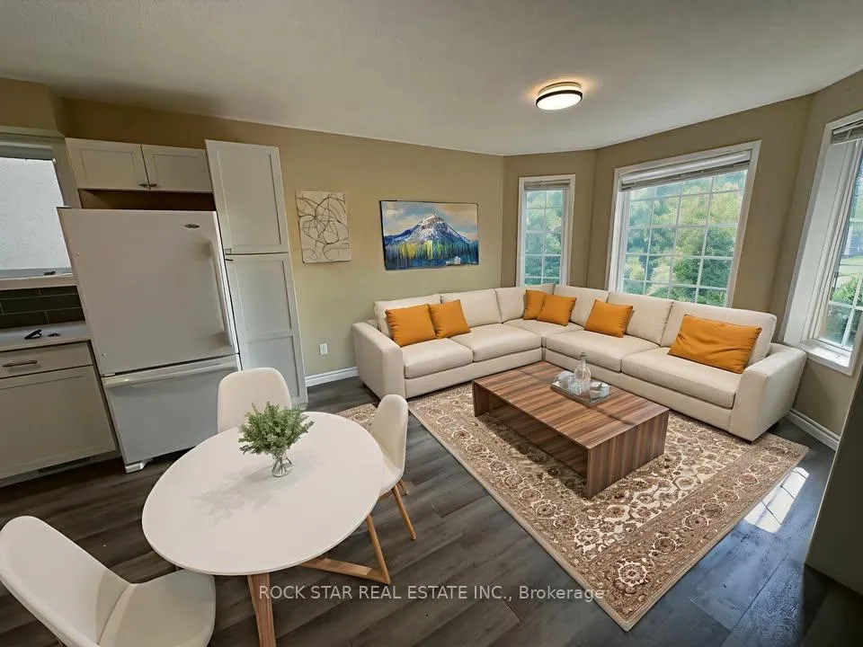Photo 4 of Unit Upper, 31 Red Oak Drive, Barrie, Holly — HOMEH