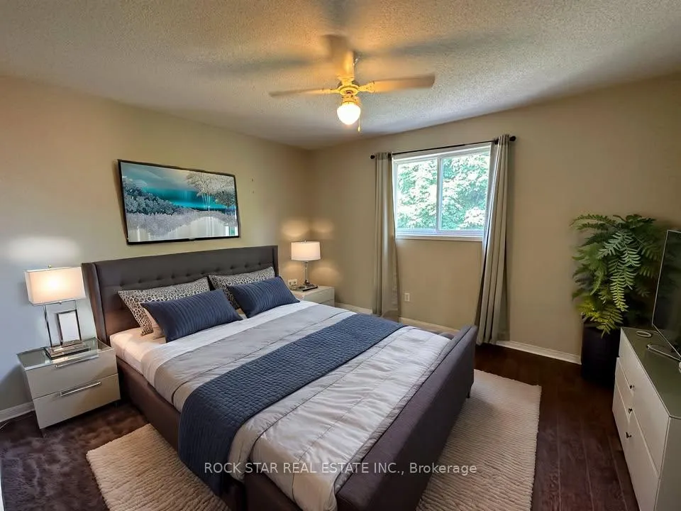 Photo 10 of Unit Upper, 31 Red Oak Drive, Barrie, Holly — HOMEH