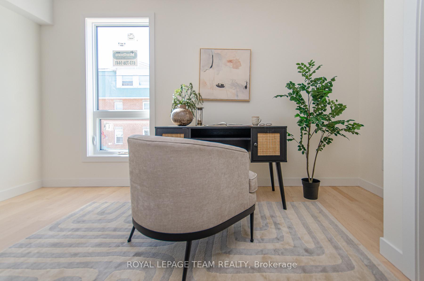 Photo 8 of Unit A, 119 Carruthers Avenue, Ottawa, Mechanicsville — HOMEH