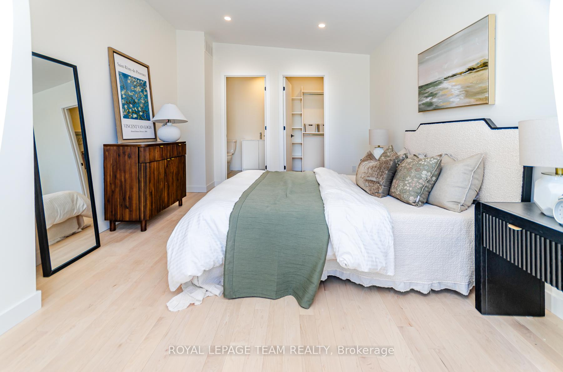 Photo 10 of Unit A, 119 Carruthers Avenue, Ottawa, Mechanicsville — HOMEH