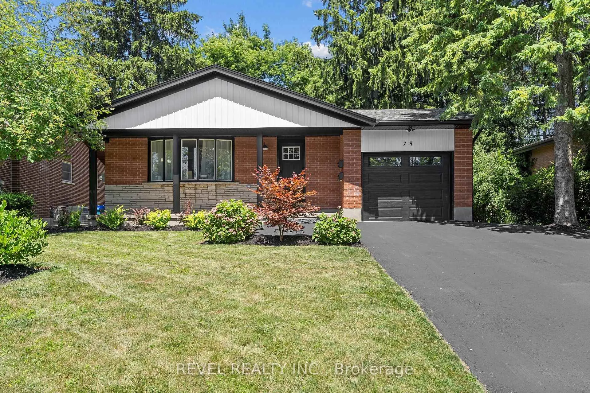 Photo 1 of 79 Inwood Crescent, Waterloo — HOMEH
