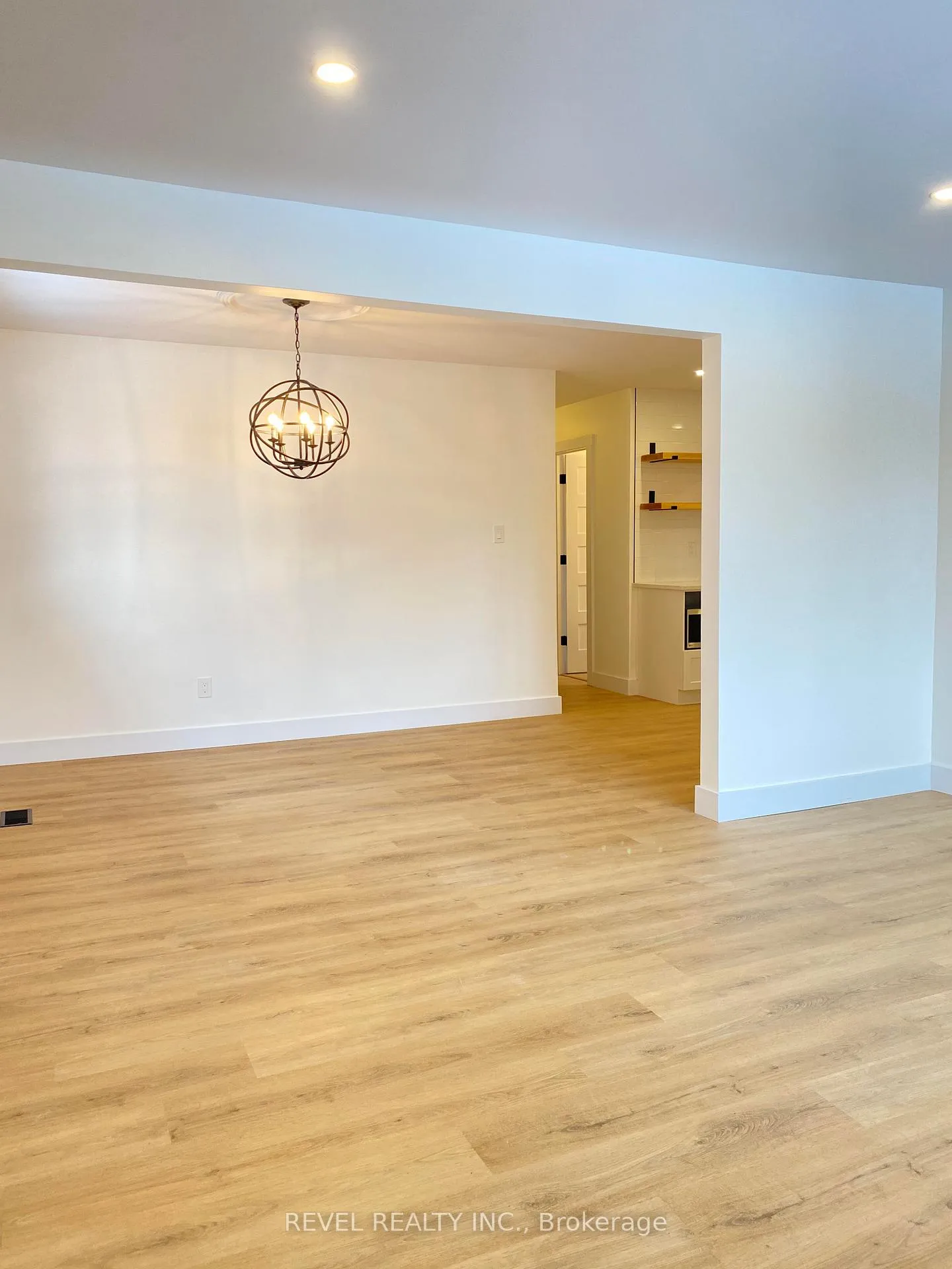 Photo 7 of 79 Inwood Crescent, Waterloo — HOMEH