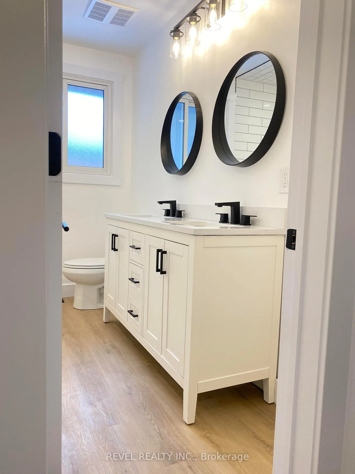 Photo 11 of 79 Inwood Crescent, Waterloo — HOMEH