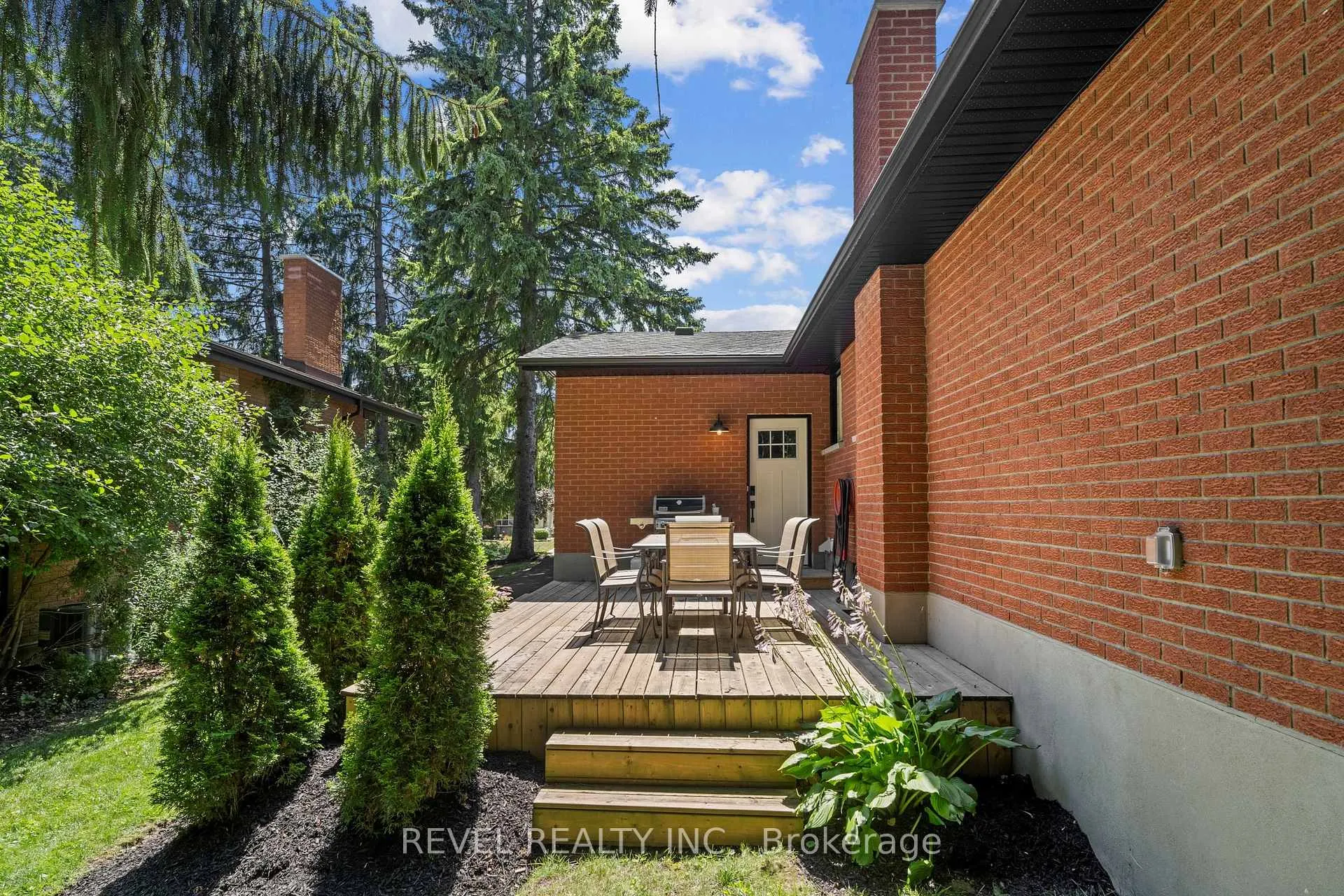 Photo 20 of 79 Inwood Crescent, Waterloo — HOMEH