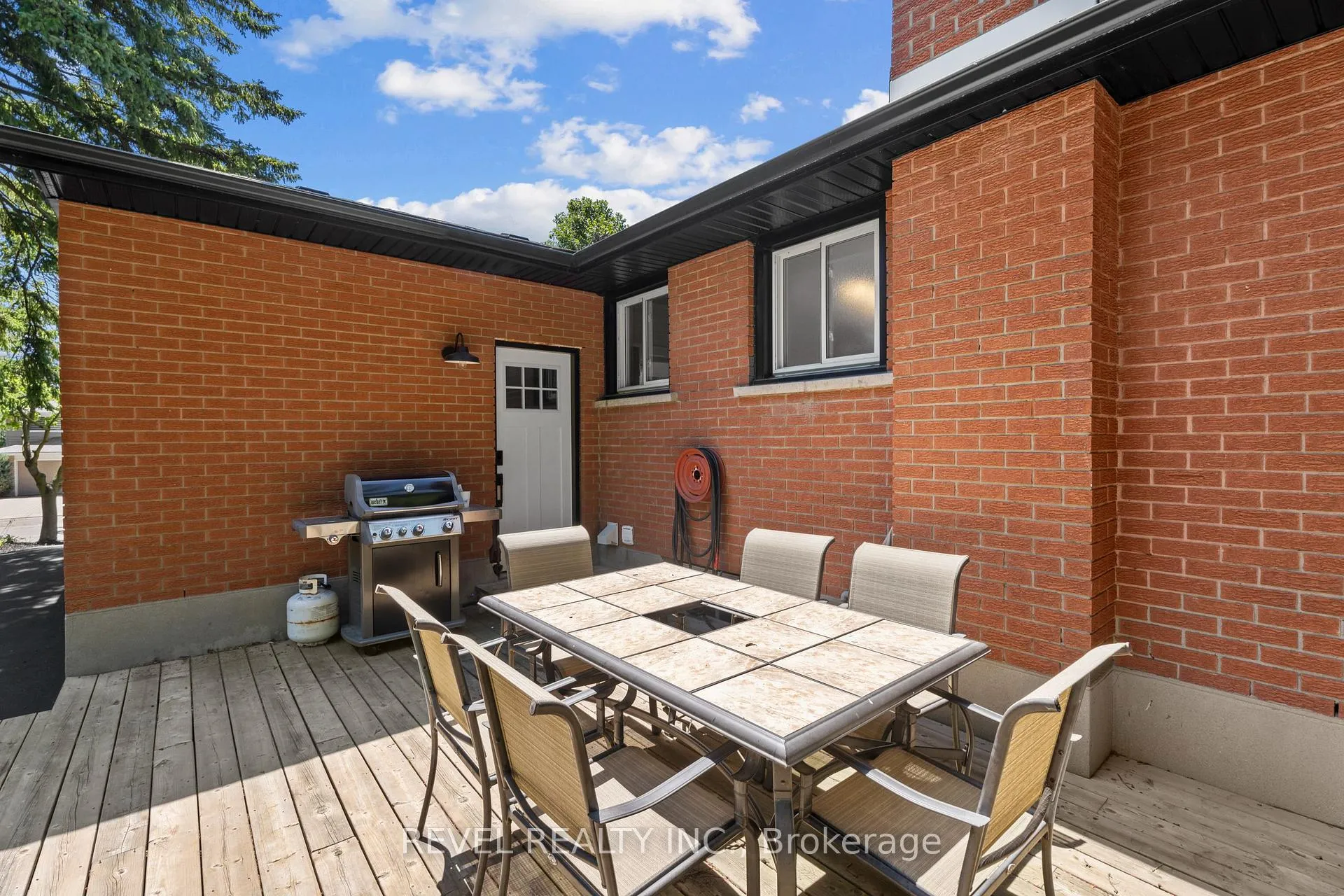 Photo 21 of 79 Inwood Crescent, Waterloo — HOMEH