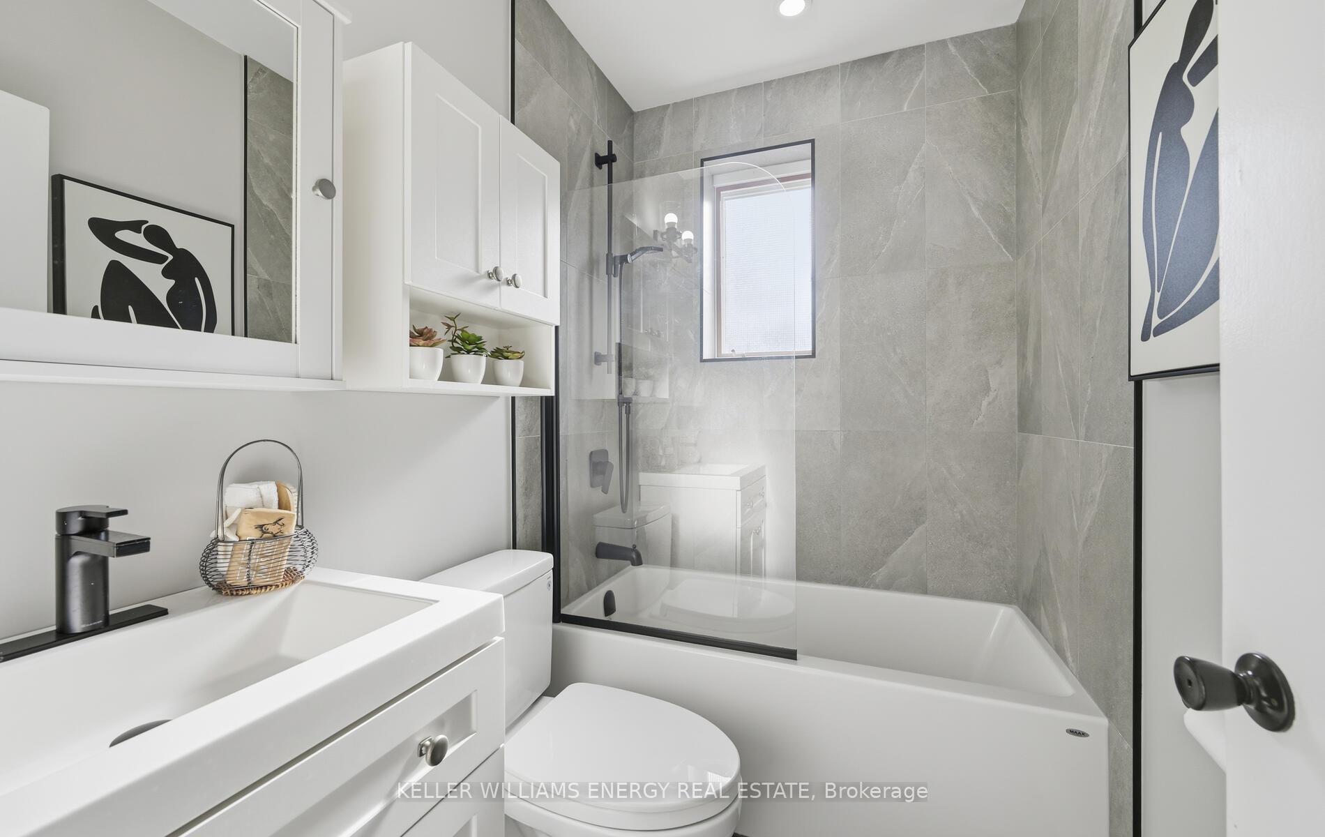 Photo 10 of 37 Billingsgate Crescent, Ajax, South East — HOMEH
