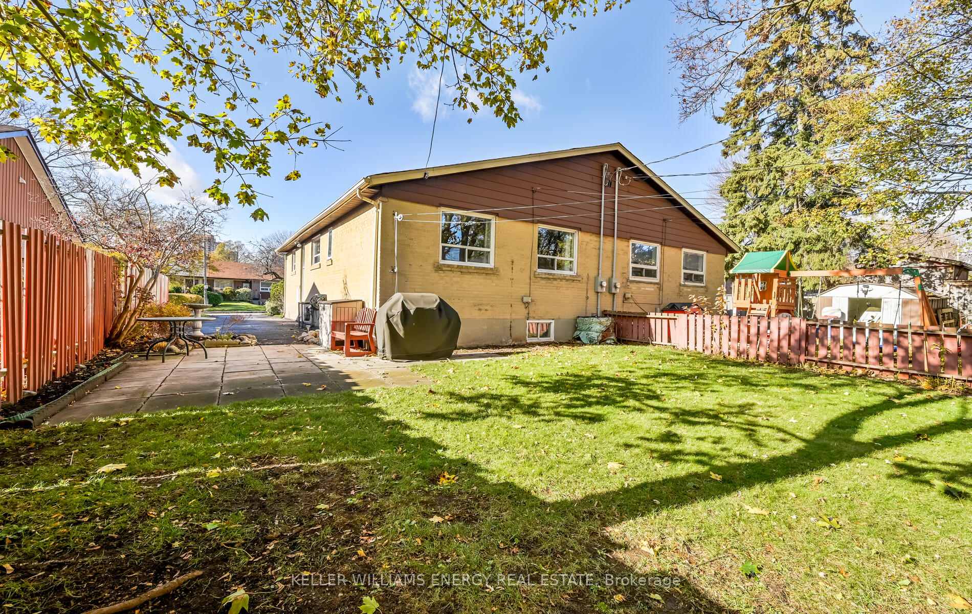 Photo 14 of 37 Billingsgate Crescent, Ajax, South East — HOMEH