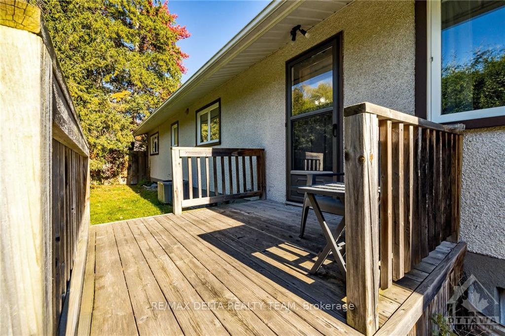Photo 15 of 564 La Verendrye Drive, Ottawa, Beacon Hill North — HOMEH