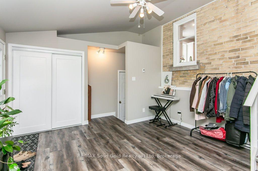 Photo 20 of 46 Young Street E, Waterloo — HOMEH