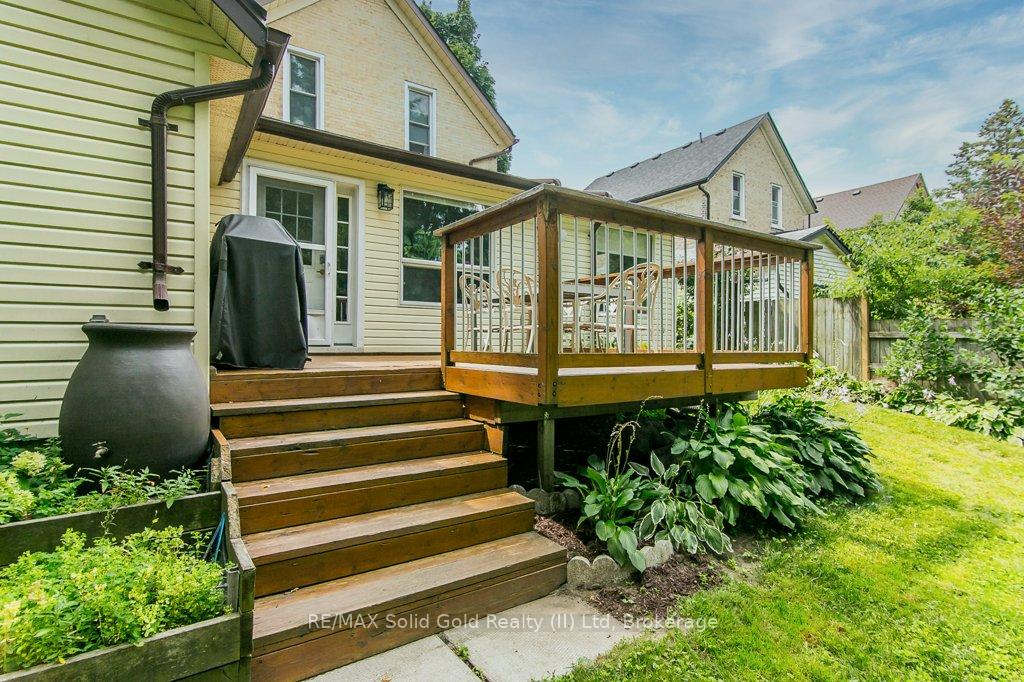 Photo 39 of 46 Young Street E, Waterloo — HOMEH