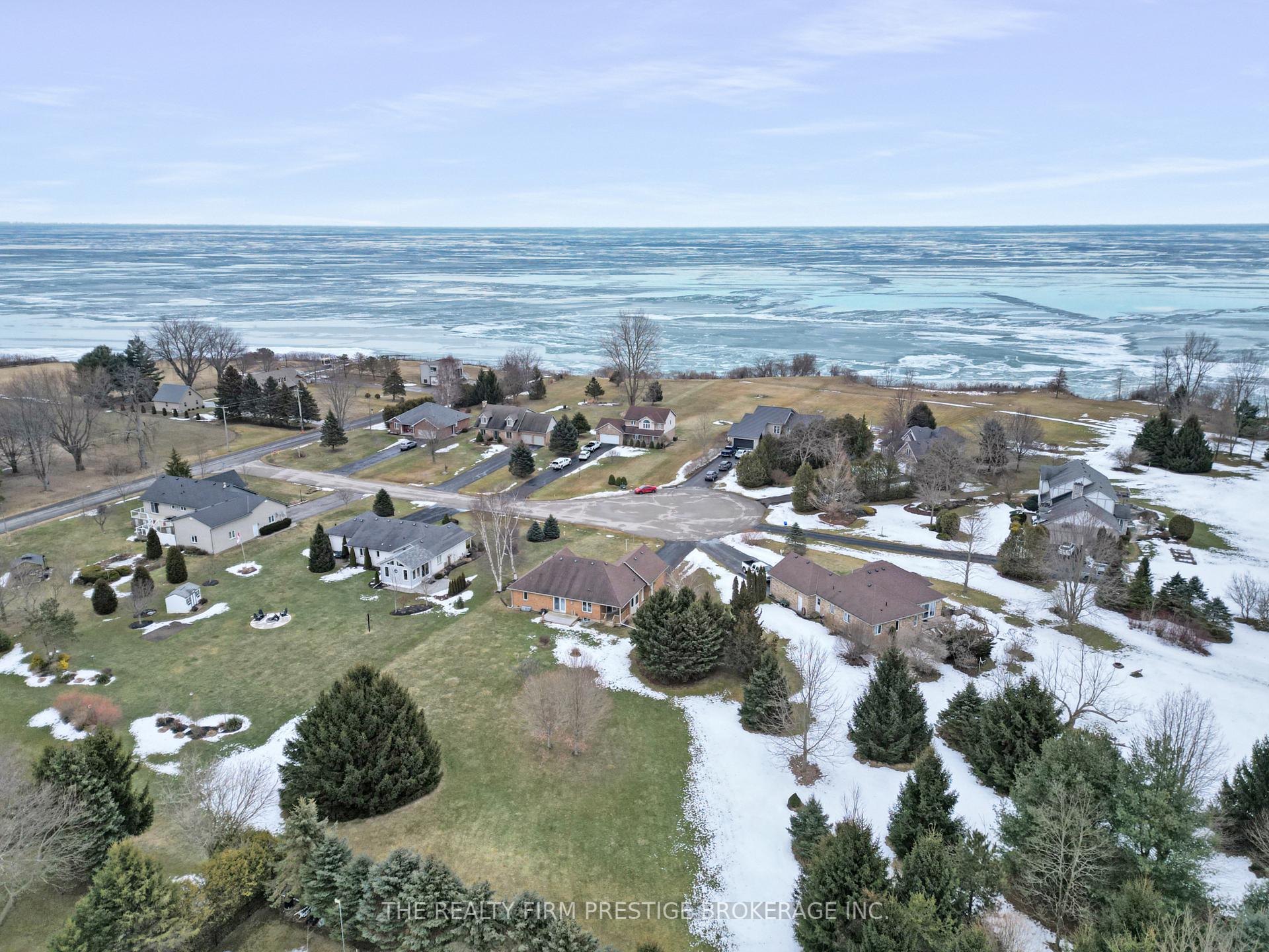 Photo 2 of 25262 Eagle Court, West Elgin, Rural West Elgin — HOMEH