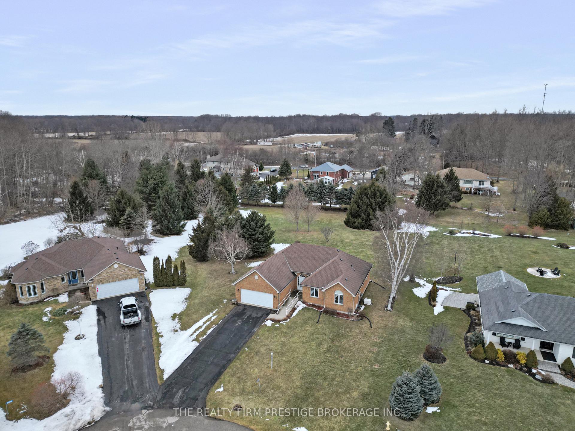 Photo 3 of 25262 Eagle Court, West Elgin, Rural West Elgin — HOMEH