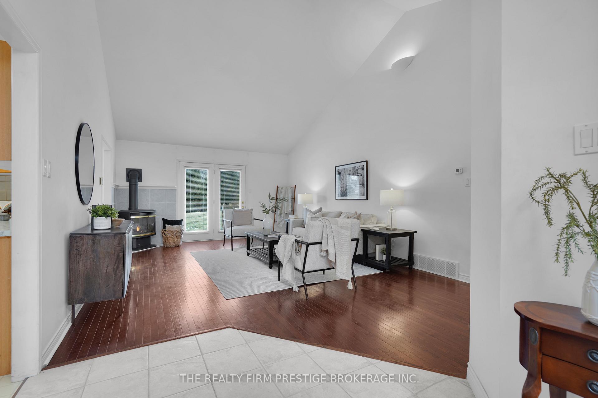 Photo 5 of 25262 Eagle Court, West Elgin, Rural West Elgin — HOMEH