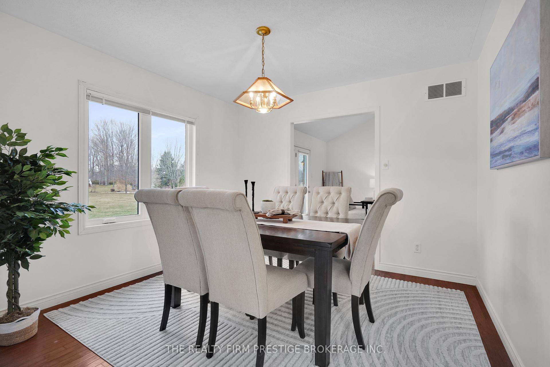 Photo 12 of 25262 Eagle Court, West Elgin, Rural West Elgin — HOMEH