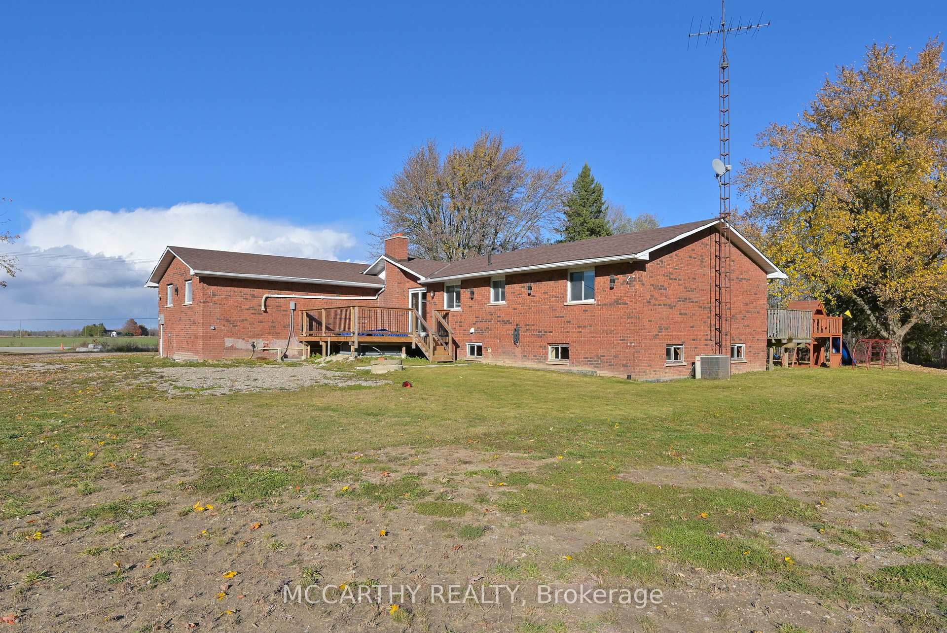 Photo 27 of 504290 Highway 89, Amaranth, Rural Amaranth — HOMEH