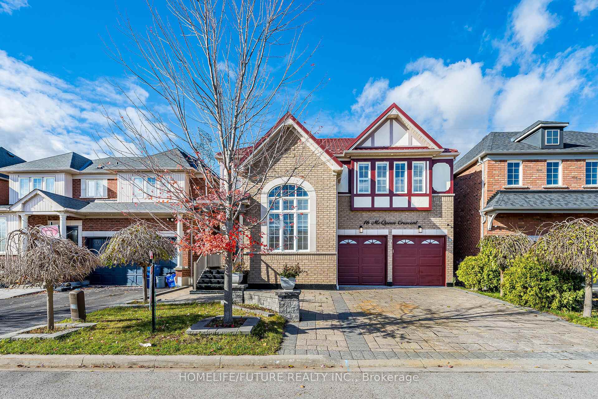 Photo 2 of 16 Mcqueen Crescent, Ajax, Northwest Ajax — HOMEH