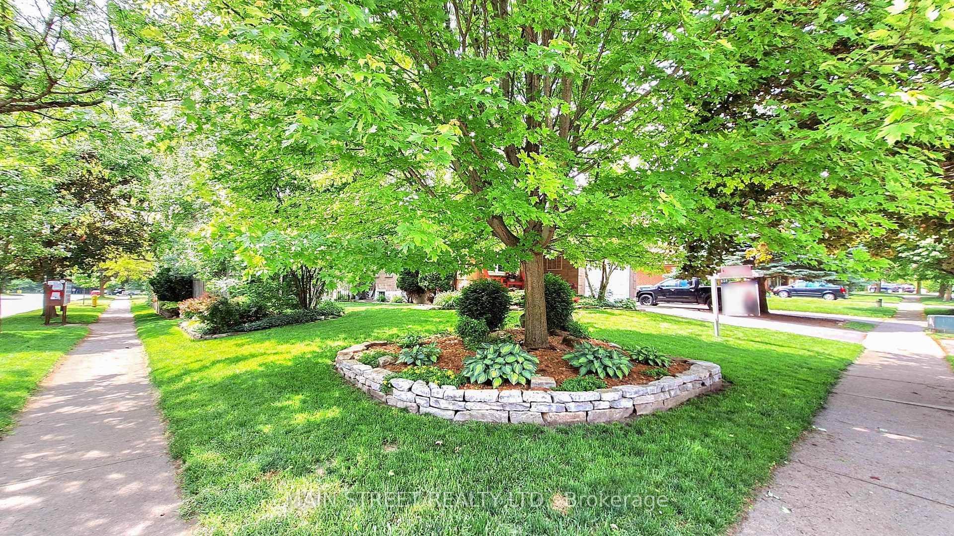 Photo 6 of 21 Munro Crescent, Uxbridge — HOMEH