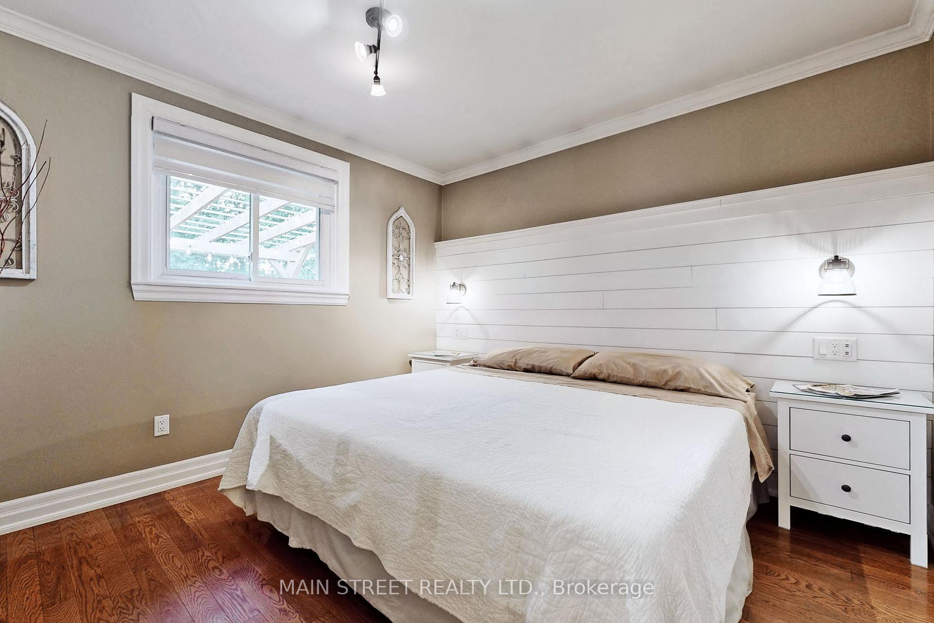 Photo 20 of 21 Munro Crescent, Uxbridge — HOMEH