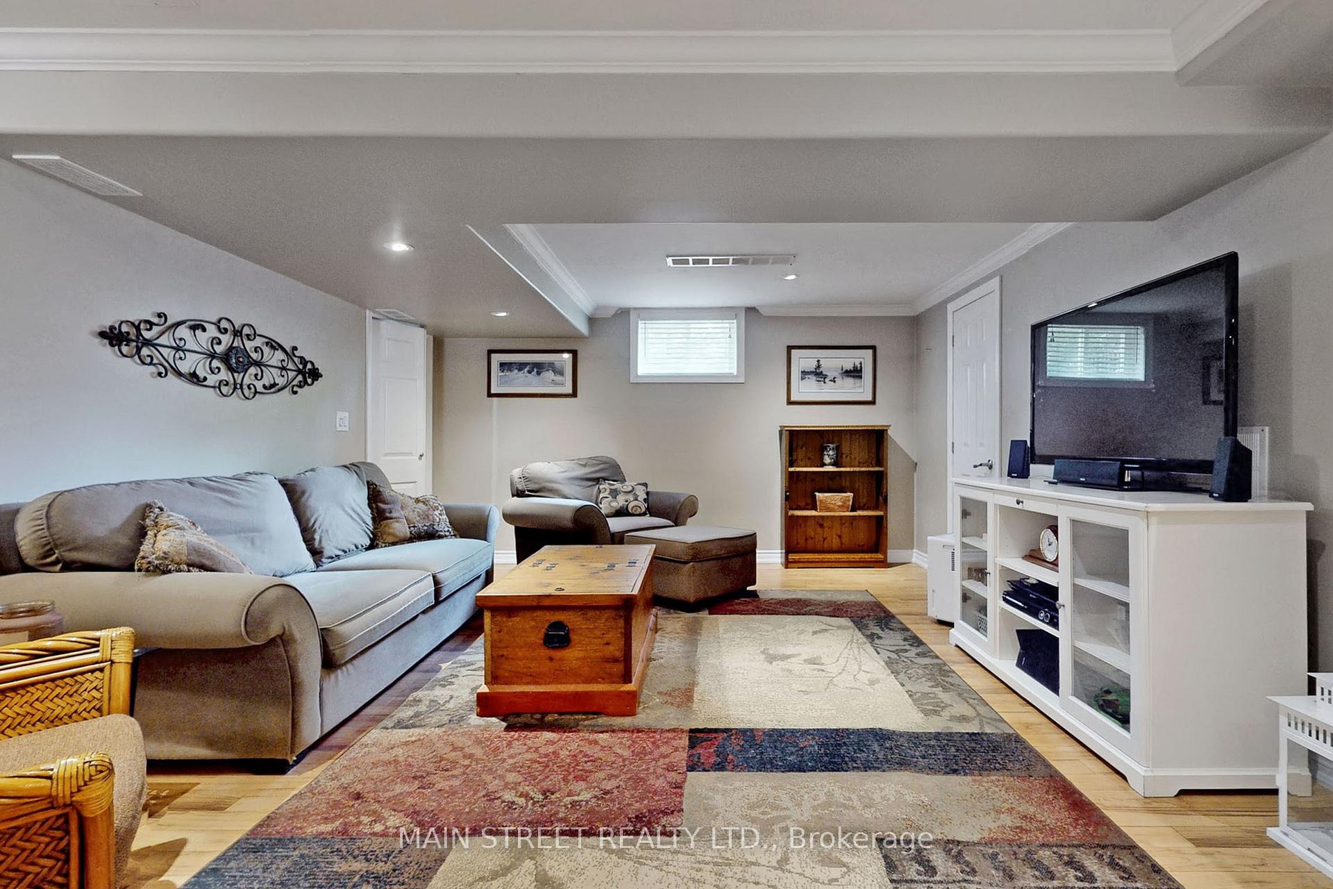 Photo 28 of 21 Munro Crescent, Uxbridge — HOMEH