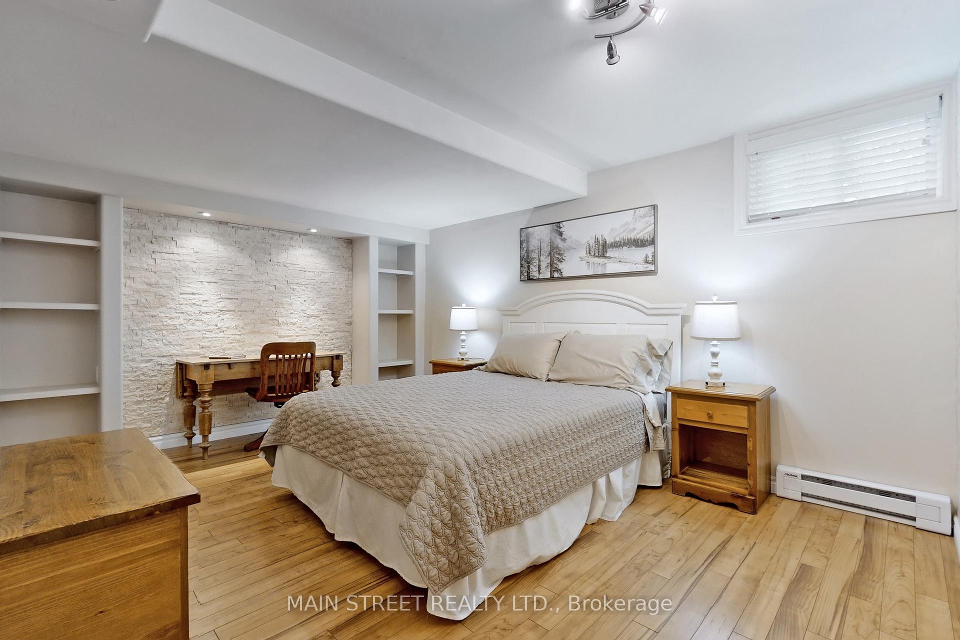 Photo 32 of 21 Munro Crescent, Uxbridge — HOMEH