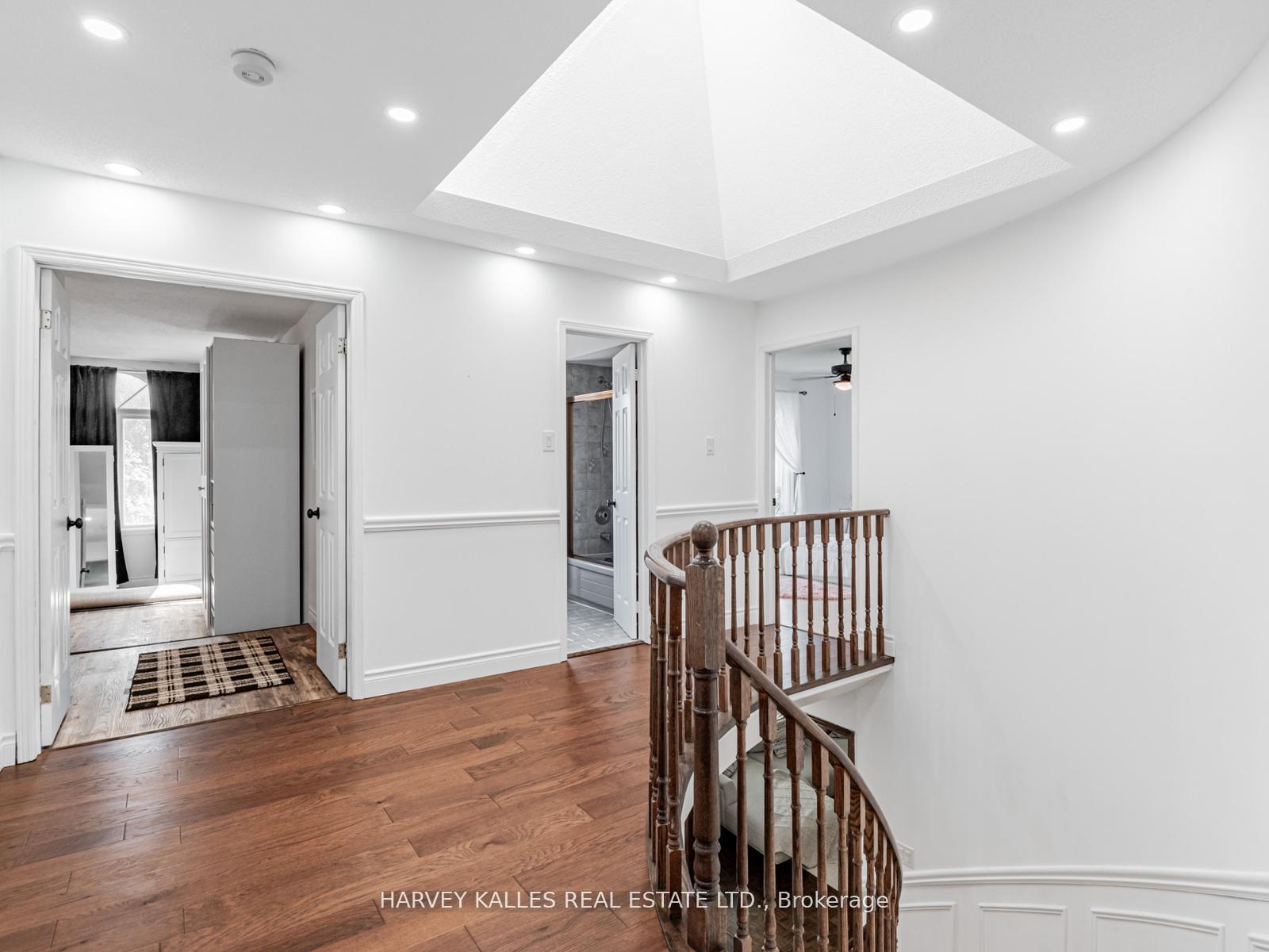 Photo 22 of 85 Franmore Circle, Vaughan, Crestwood-Springfarm-Yorkhill — HOMEH