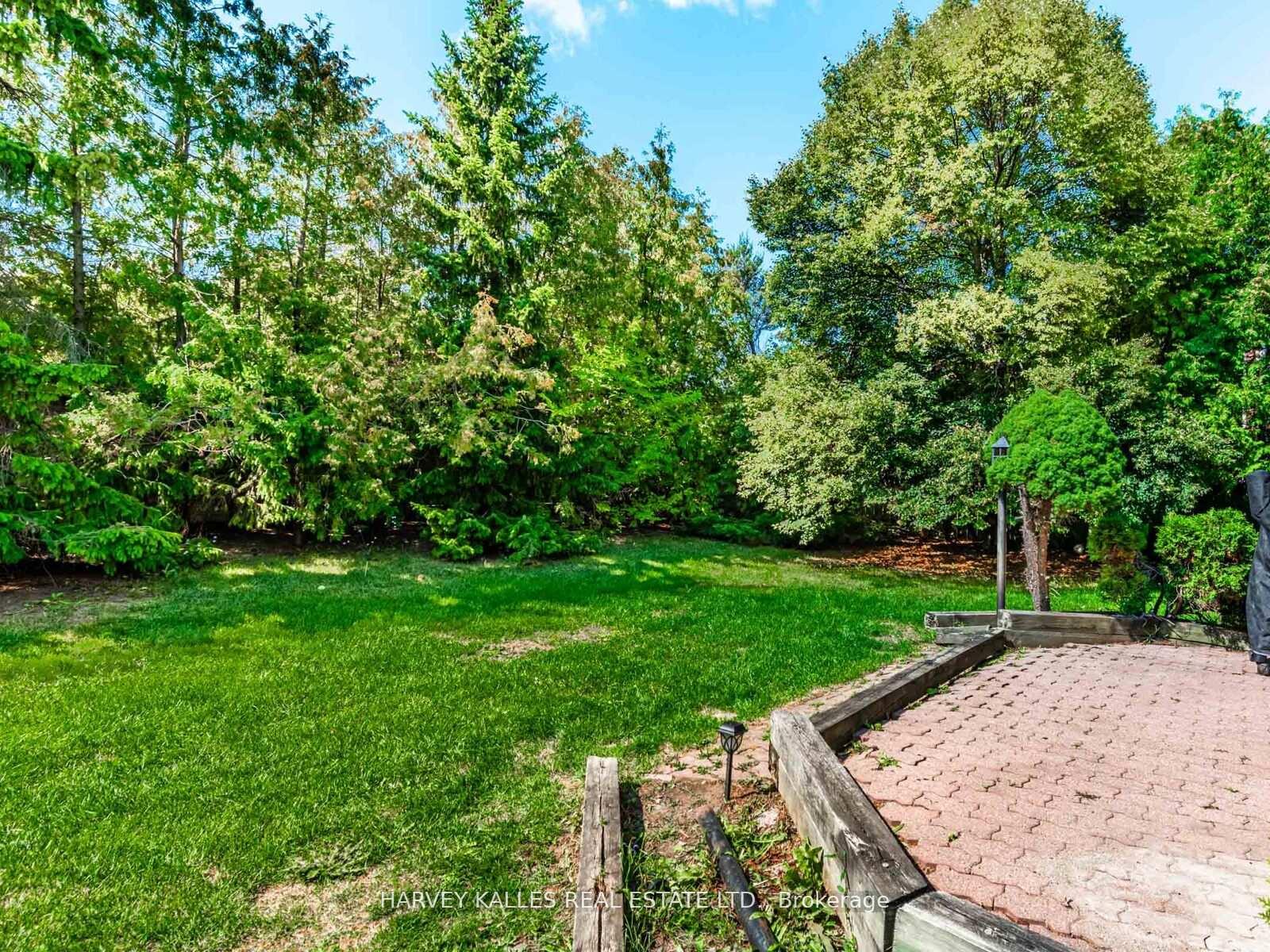 Photo 38 of 85 Franmore Circle, Vaughan, Crestwood-Springfarm-Yorkhill — HOMEH