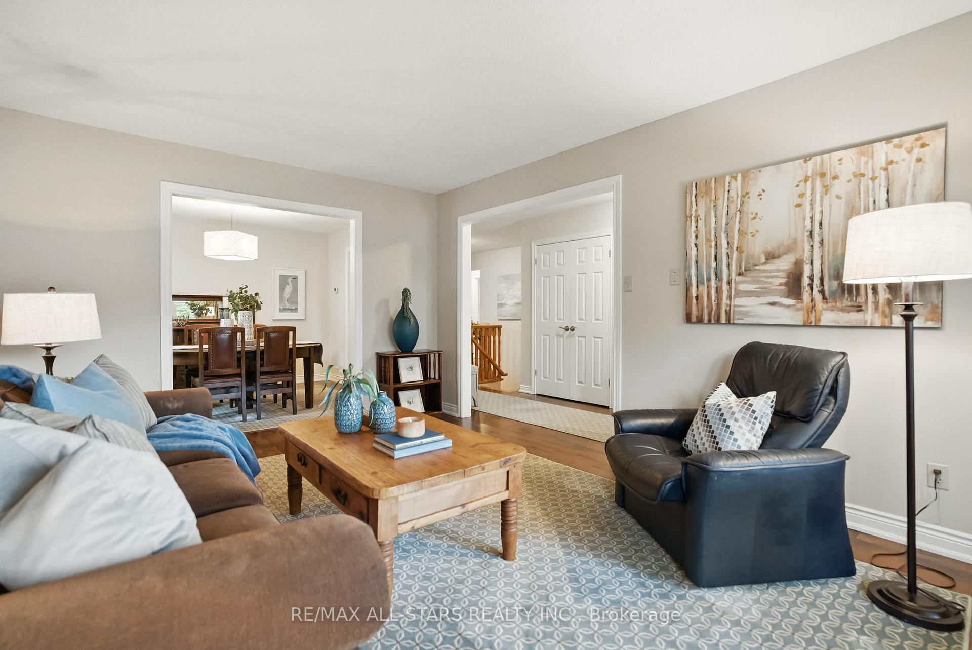 Photo 5 of 15 St Johns Court, Uxbridge — HOMEH