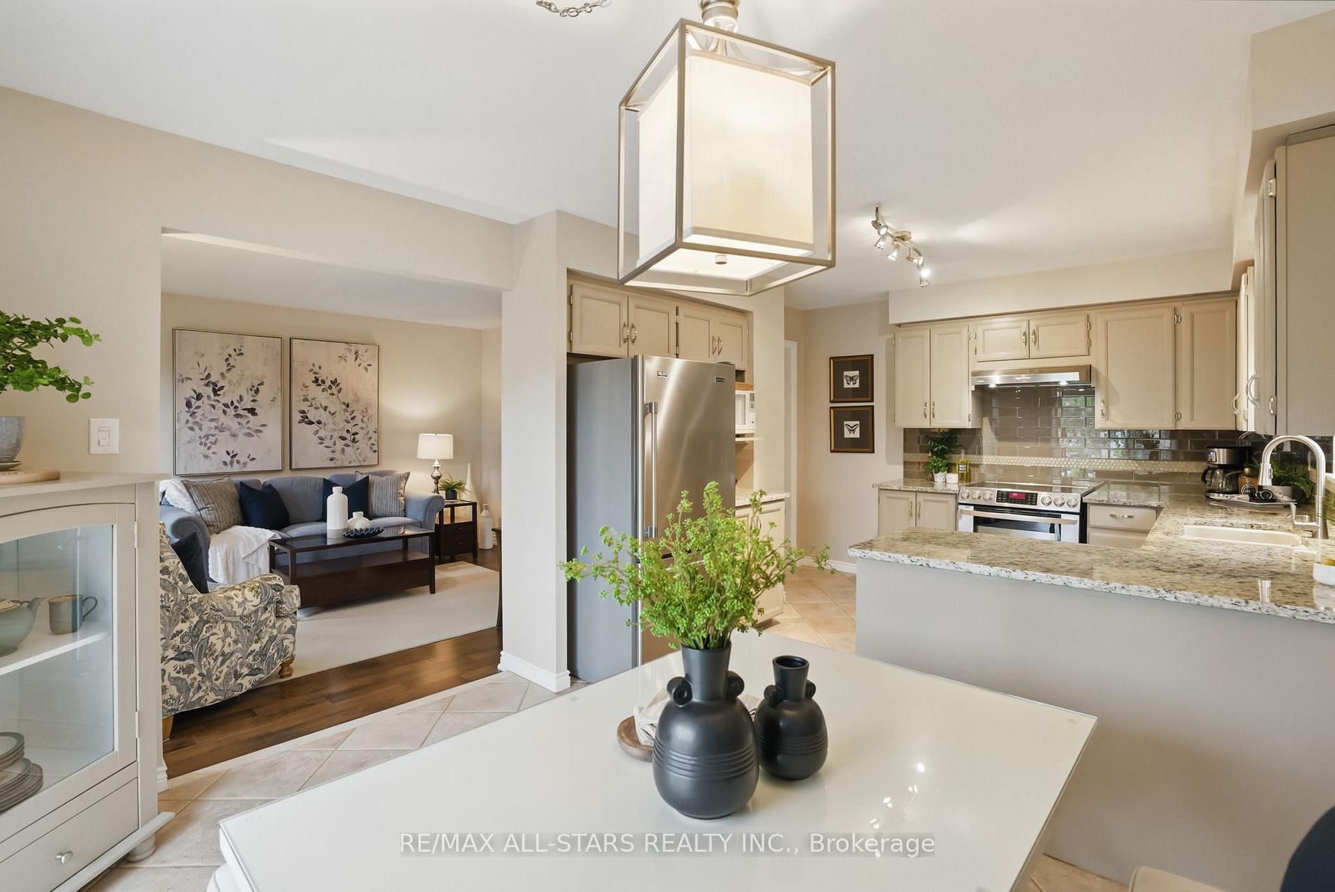 Photo 16 of 15 St Johns Court, Uxbridge — HOMEH